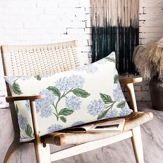 Decorative Throw Pillow Covers Set of 2 White Hydrangea Pillow Covers 12x20 inch Super Soft Short Plush Square Floral Throw Pillows,Farmhouse Outdoor Pillow Covers for Couch Living Room