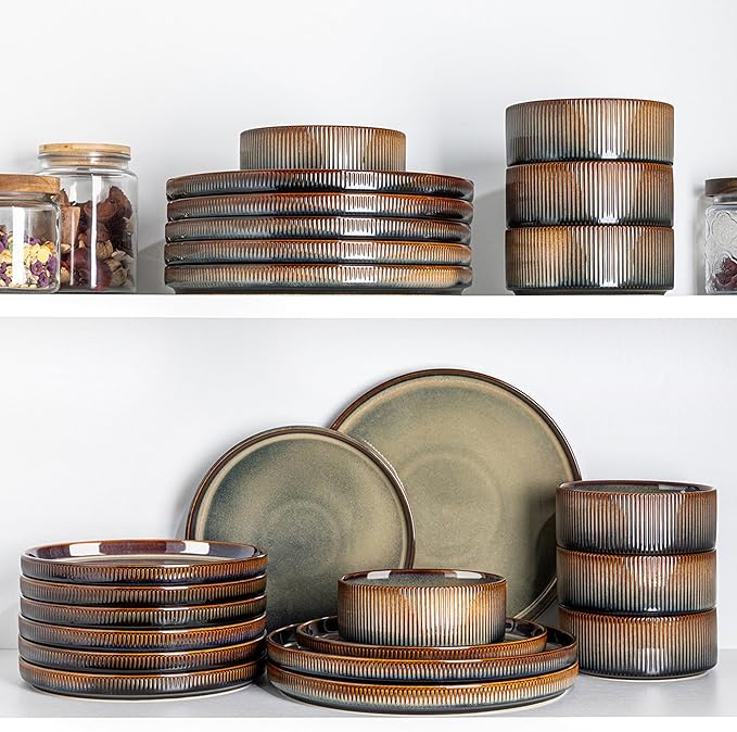 TheTerra Ceramic Dinnerware Sets for 8, 24 Pieces Porcelain Lightweight Speckled Plates and Bowls Sets, Scratch Resistant Dish Set, Oven & Microwave & Dishwasher Safe, Coca Mocha