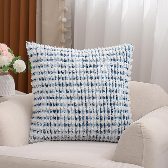 LUOYEHK Boho Throw Pillow Covers 20x20 Inch Set of 2 Chenille Tufted Pillowcase Farmhouse Neutral Cushion Covers for Couch Sofa Bed Living Room, Blue White