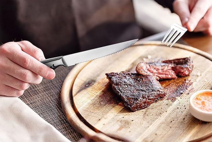 German High Carbon Stainless Steel Steak Knives, Premium 8-Piece Steak Knife Set