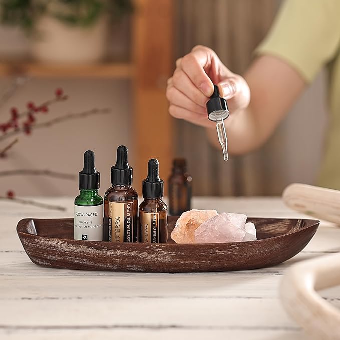 Rustic Small Wooden Serving Tray, Boat Shape Decorative Tray Vintage Centerpiece, Farmhouse Rustic Trays, Key Tray, Decorative Platter for Countertop Home Decorations- Distressed Brown。(Size S)