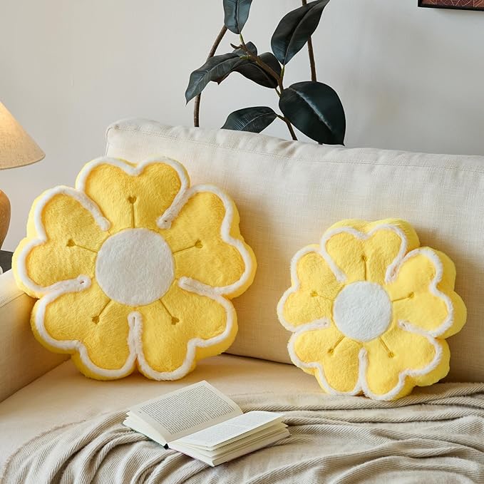 Flower Shaped Decorative Throw Pillow Cushion for Bed Couch, Cute Flower Plush Throw Pillows Home Decor Floor Pillow Seating Cushions (Yellow, 17.7 Inches)