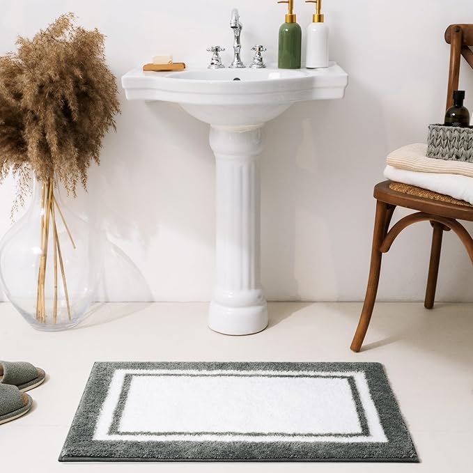 GRANNY SAYS Microfiber Bathroom Rugs Non Slip Washable, Water Absorbent Bath Mats for Tub, Soft Bath Mats for Bathroom Floor & Shower, Bath Rug, 20" x 32", Deep Grey Bath Rugs