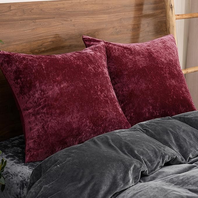 PHF Truly Velvet Throw Pillow Covers, 24"x24", No Insert, 2 Pack Color Gradient Cushion Covers, Ultra Soft Cozy Square Covers Shell for Home Decorative, No Shedding, No Pilling, Wine Red