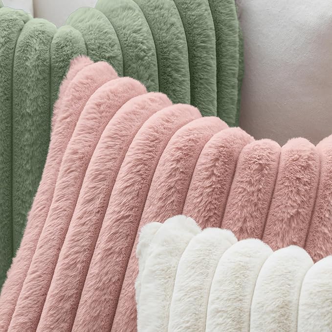 MIULEE Faux Fur Decorative Throw Pillow Covers 20x20 Inch Set of 2, Modern Spring Home Decor Soft Plush Couch Pillows Cozy Fluffy Cushion Covers for Sofa Bed Blush Pink
