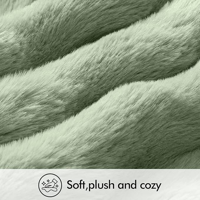 MIULEE Pack of 2 Decorative Pillow Covers Thick Soft Plush Faux Fur Lumbar Throw Pillows Luxury Home Decor for Couch Bedroom Living Room Sofa,12x20 Inch Sage Green