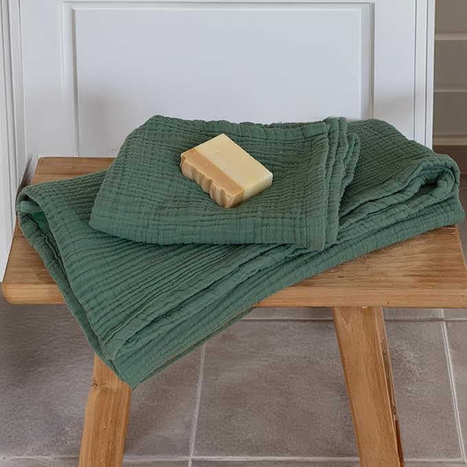 Ultra Soft Muslin Towel Adult Set, 100% Turkish Cotton 4-Layer 2 Pieces Luxury Muslin Hand & Bath Towels Sets for Bathroom (Green, 1 Bath & 1 Hand Towel Set)