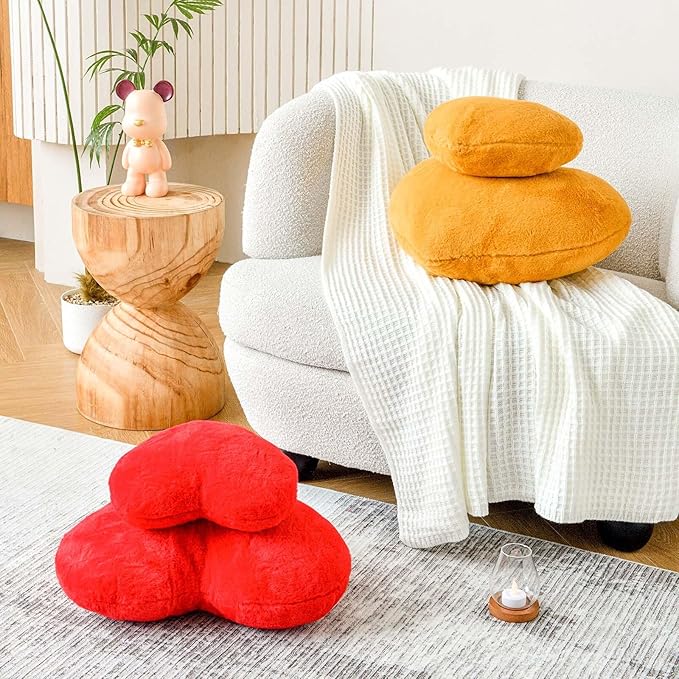 Red Heart Pillows, Cute Heart Decorative Pillow, Heart Shaped Throw Pillows for Bed, Faux Rabbit Fur Plush Hoom Decor Pillow Cushion for Chair Sofa Living Room (Mini 12.9" x 9.8")