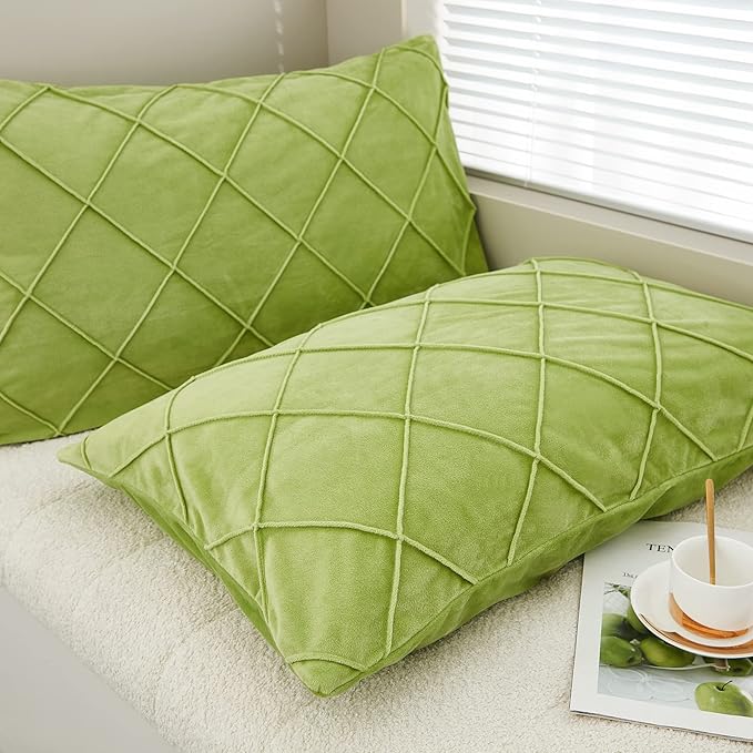 JAUXIO Diamond Pinch Pleated Crystal Velvet Pillowcases 2 Pack Solid Pintuck Throw Cushion Cover for Home Decor Hidden Zipper Closure (Apple Green, Standard)