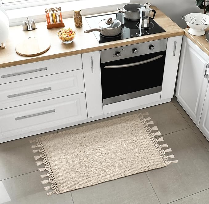 Savi Home Cotton Woven Jacquard Bathroom Rug, Woven Fringe Bathroom Mats, 100% Cotton, Non - Slip Bath Mat, Durable Thick Bath Mat 20”x38” with Fringes, Ivory
