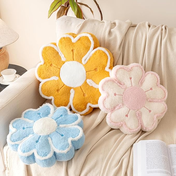 Flower Shaped Decorative Throw Pillow Cushion for Bed Couch, Cute Flower Plush Throw Pillows Home Decor Floor Pillow Seating Cushions (Dark Yellow, 17.7 Inches)
