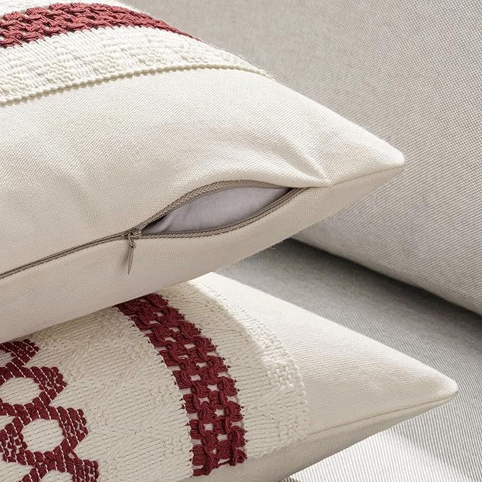 MIULEE Set of 2 Christmas Burgundy Boho Decorative Pillow Covers 20x20 Inch Farmhouse Rustic Couch Throw Pillows Modern Cotton Cushion Covers Retro Cute Macrame Woven Home Decor for Bed Sofa Chair