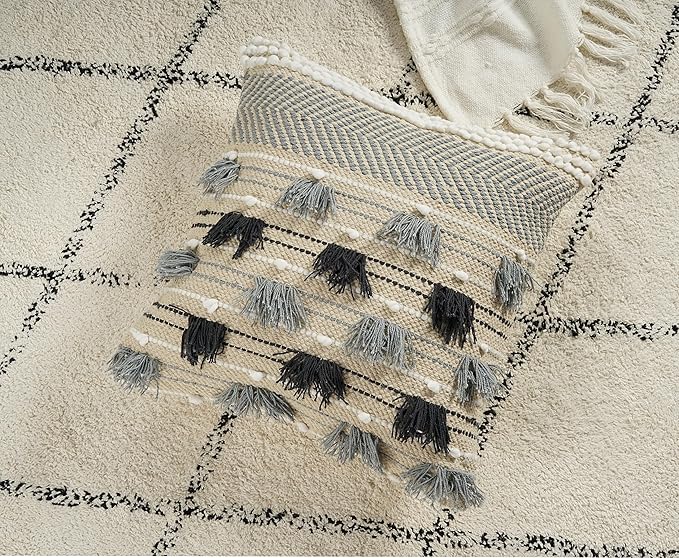GRUHUM Throw Pillow Covers 18x18 Inch Set of 2 Boho Decorative Handwoven Tufted Cushion Case for Living Room Bedroom Sofa Couch Farmhouse Car Home Decor Cotton Comfy Square Modern 18"x18", Cream/Blue