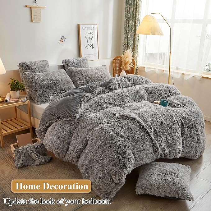 XeGe Fluffy Faux Fur Pillow Cases, Plush Shaggy Ultra Soft Fuzzy Pillowcases, Crystal Velvet Furry Decorative Pillow Shams with Zipper Closure, Set of 2(Standard, Light Gray Ombre)