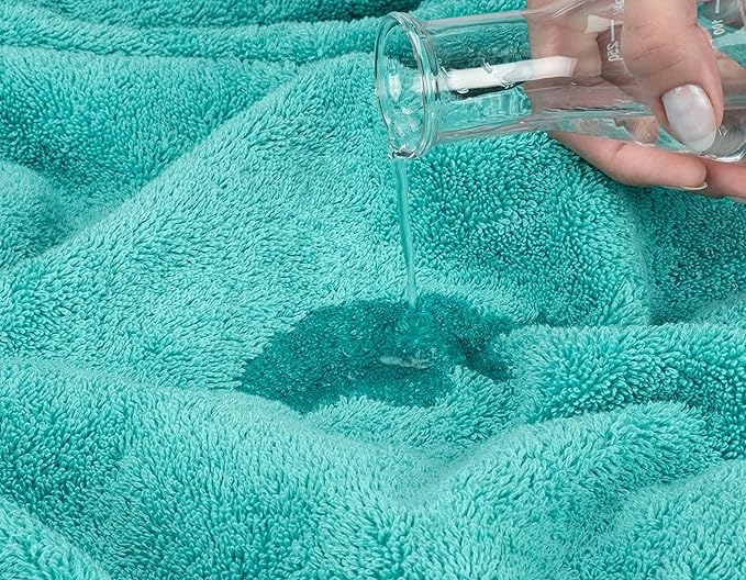 American Soft Linen Luxury 4 Piece Bath Towel Set, 600 GSM 100% Cotton Turkish Bath Towels for Bathroom, 27x54 in Large Bathroom Shower Towels, Turquoise Blue