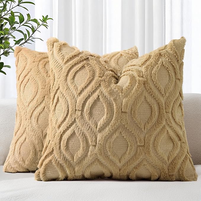 decorUhome Throw Pillow Covers 22x22 Inch Set of 2, Soft Plush Decorative Faux Fur Light Brown Solid Couch Pillow Covers, Accent Farmhouse Neutral Square Euro Pillow Cases for Sofa Bed Living Room