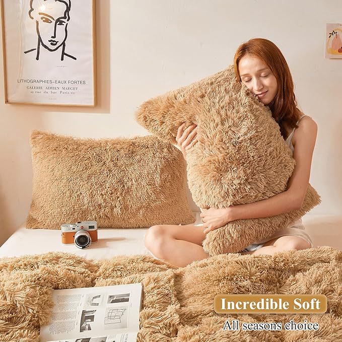 XeGe Faux Fur Throw Pillow Cases, Plush Shaggy Ultra Soft Pillow Covers, Fluffy Crystal Velvet Decorative Pillowcases, Furry Fuzzy Pillow Shams Zipper Closure, Set of 2(Standard, Camel)