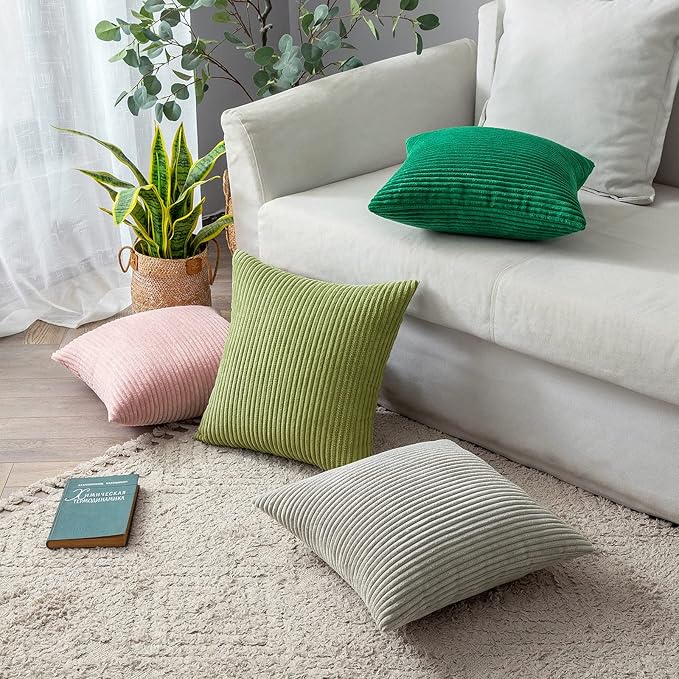 MIULEE Pack of 2 Pillow Covers Soft Soild Decorative Square Throw Pillow Covers Set Cushion Cases Pillowcases for Sofa Bedroom Car 20 x 20 Inch 50 x 50 Cm Grass Green