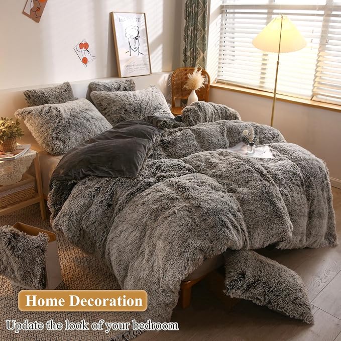 XeGe Faux Fur Throw Pillow Cases, Plush Shaggy Ultra Soft Pillow Covers, Fluffy Crystal Velvet Decorative Pillowcases, Furry Fuzzy Pillow Shams Zipper Closure, Set of 2(Standard, Dark Gray Ombre)