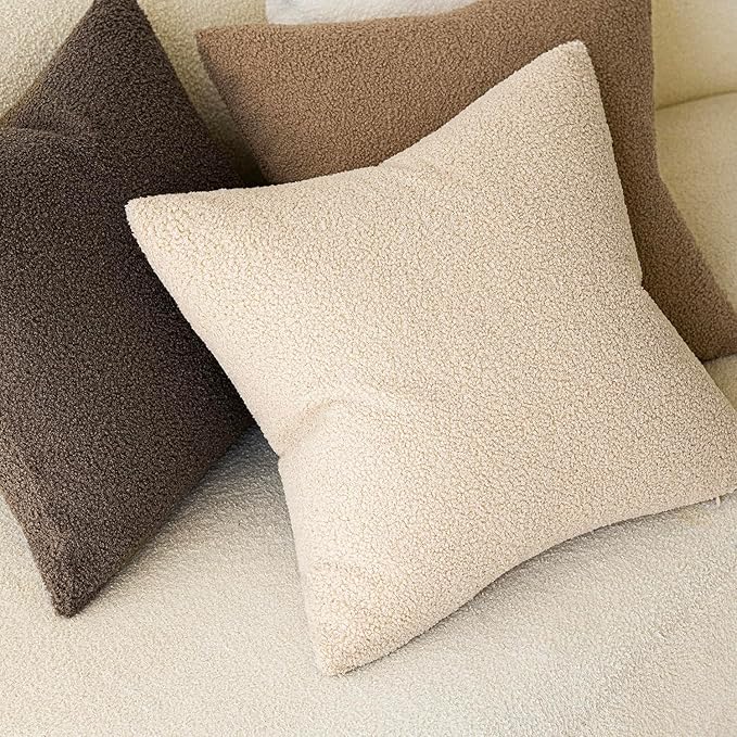Foindtower Pack of 2, Curly Faux Fur Decorative Throw Pillow Covers Soft Plush Cushion Case with Zipper Cozy Fluffy Boho Pillowcase for Home Living Room Couch Bed Sofa 18 x 18 Inch, Light Beige