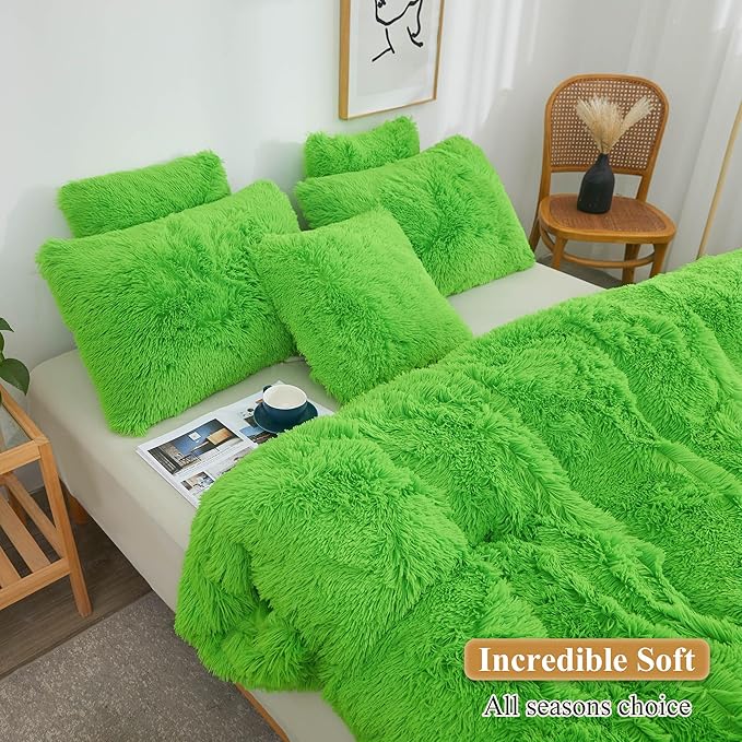 XeGe Faux Fur Throw Pillow Covers, Luxury Fluffy Plush Green Pillow Shams, Shaggy Furry Decorative Pillow Fuzzy Cushion Cover for Sofa Bed Couch, Zipper Closure, Pack of 2(18''x18'', Lime Green)
