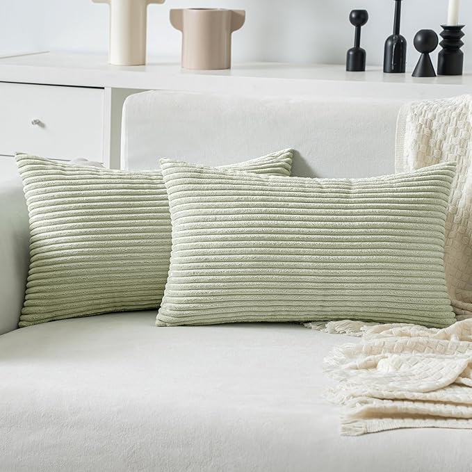 MIULEE Pack of 2 Pillow Covers Soft Soild Decorative Throw Pillow Covers Set Cushion Cases Pillowcases for Sofa Bedroom Car 12 x 20 Inch 30 x 50 Cm Light Green