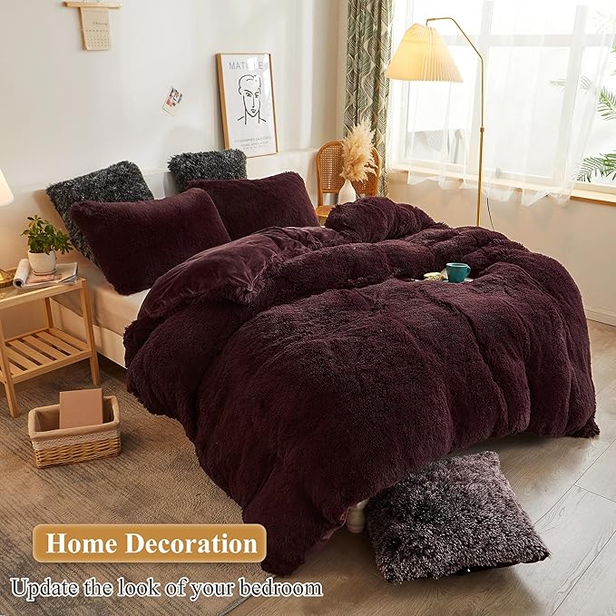 XeGe Faux Fur Throw Pillow Cases, Plush Shaggy Ultra Soft Pillow Covers, Fluffy Crystal Velvet Decorative Pillowcases, Furry Fuzzy Pillow Shams Zipper Closure, Set of 2 (King, Burgundy)